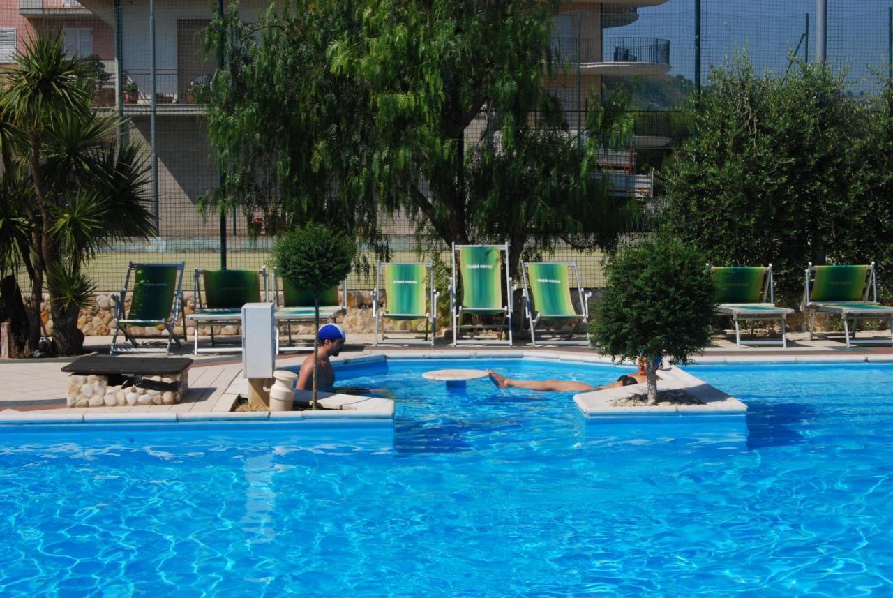Villaggio Verde Cupra Cupra Marittima Exterior foto